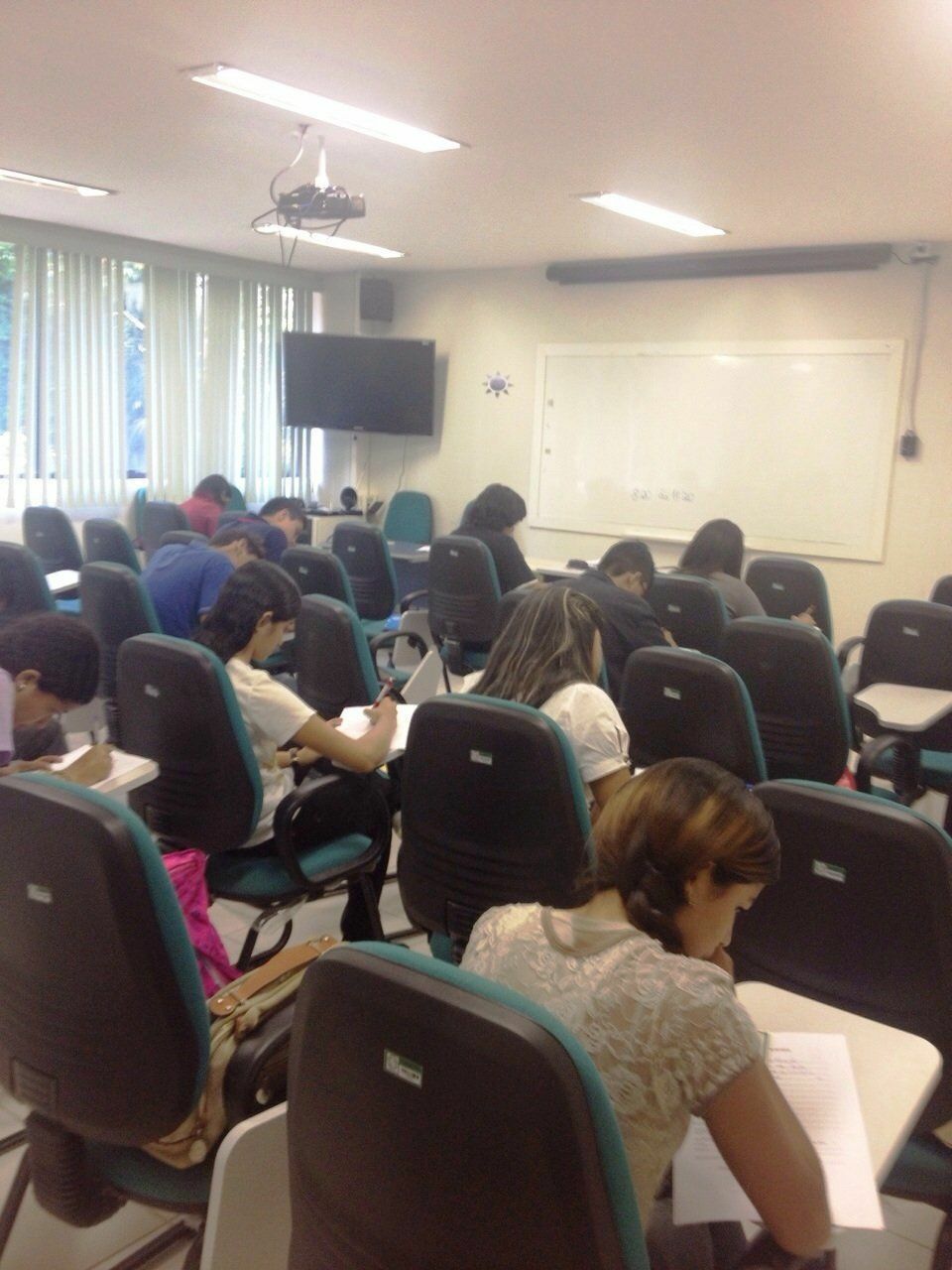 Provas foram aplicadas no auditório do DRH